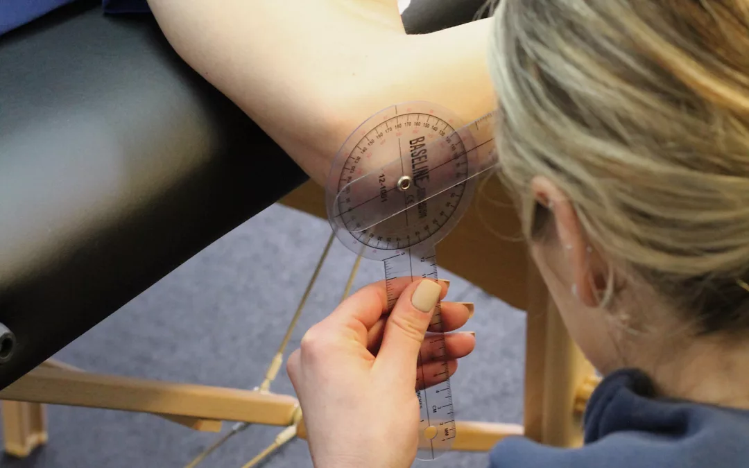 Dry needling for elbow pain